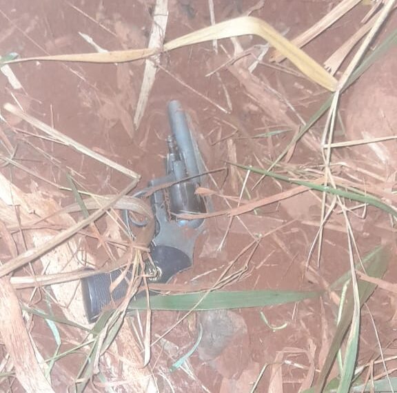 Capturaron a un joven, que armado y con una una moto robada, atropelló a un agente