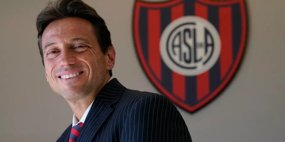 Escándalo en San Lorenzo: acusan a Moretti de cobrar coimas