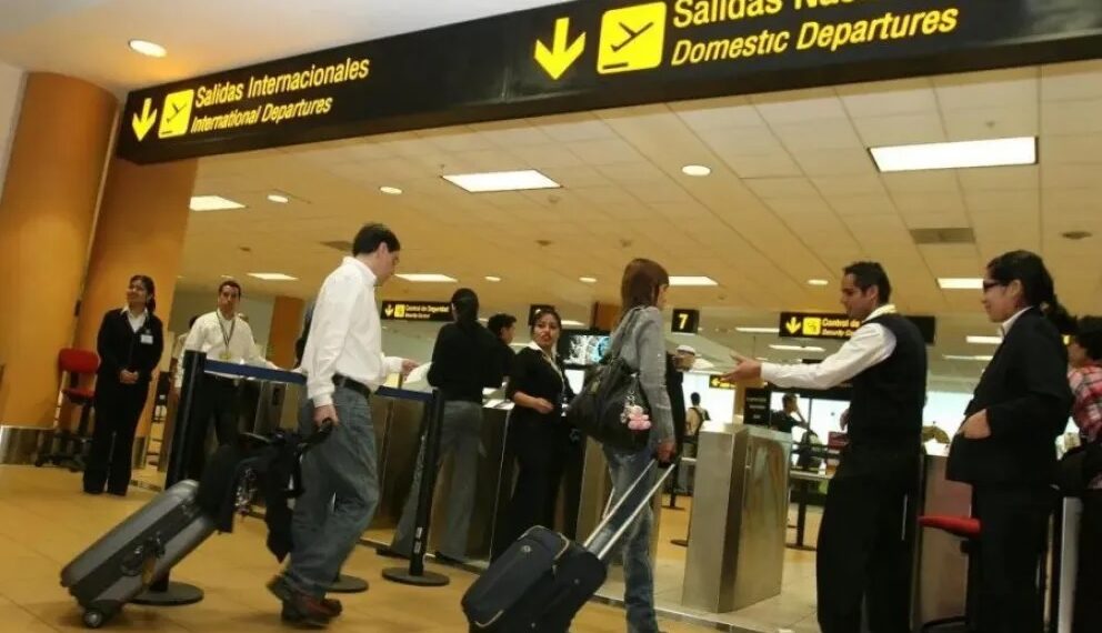 En el primer cuatrimestre casi 6 millones de argentinos viajaron al exterior