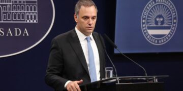 El Gobierno anunció la implementación de un Servicio Militar Voluntario para jóvenes de 18 a 28 años