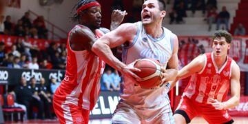 OTC se quedó con un partidazo en el Sandrín