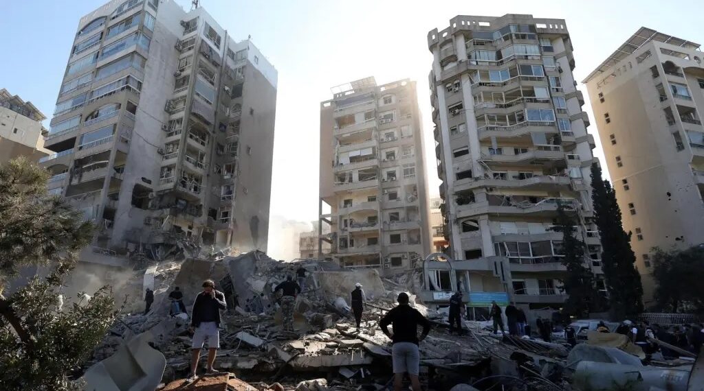 Irán declaró el fin de la guerra con Israel y se reanudan las actividades en Tel Aviv tras el cese del fuego