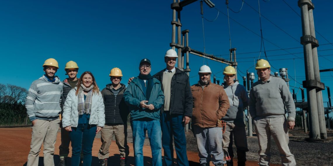 Passalacqua inauguró una nueva línea de media tensión que fortalece el abastecimiento energético en El Soberbio