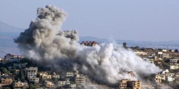 Irán bombardeó el sur israelí tras expirar el “alto al fuego total” anunciado por Trump