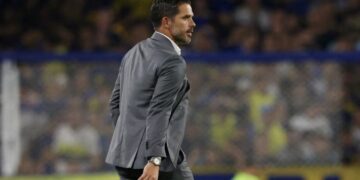 Tras su polémica salida de Boca, Fernando Gago ya recibió una oferta para volver a dirigir