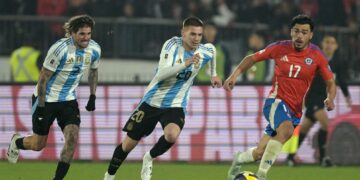 Mastantuono debutó en la Selección Argentina ante Chile y rompió un récord histórico