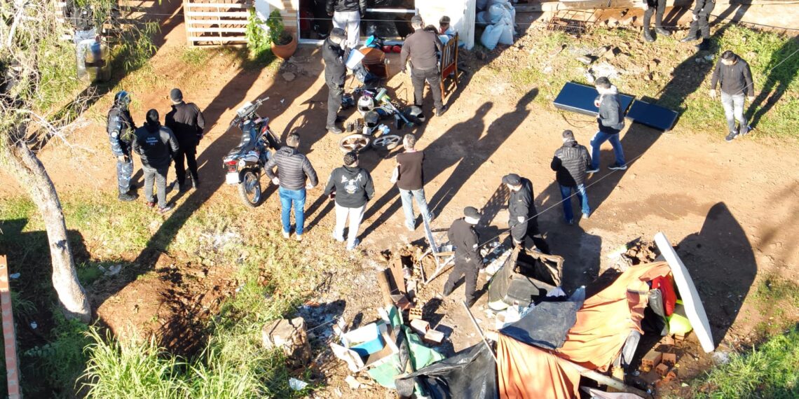 Desmantelan sistema ilegal de videovigilancia usado por bandas criminales para eludir a la Policía