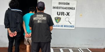 Cinco delincuentes con antecedentes, detenidos tras operativos en barrios de Posadas y Garupá