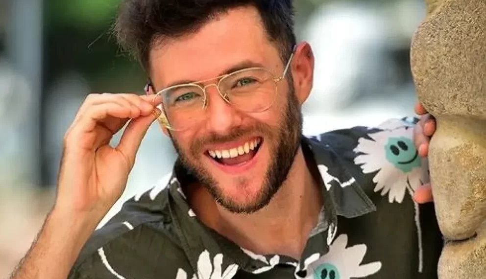 Hola Pablo presenta su nuevo show “Universo+30” en Posadas