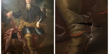 Italia: un turista destruyó una pintura del siglo XVIII al intentar tomarse una selfie