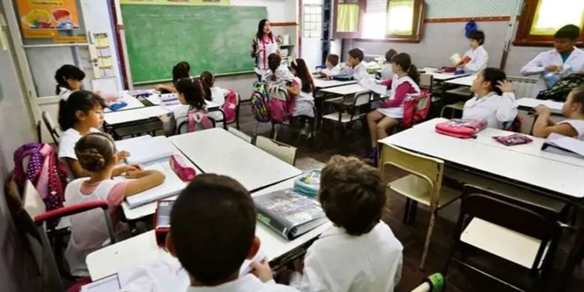 Misiones: tras el fin del receso invernal, más de 470 mil estudiantes regresan a las aulas