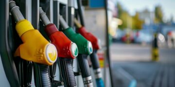 Nuevo aumento en combustibles: En YPF desde hoy, nafta y gasoil serán un 3,5 % mas caro