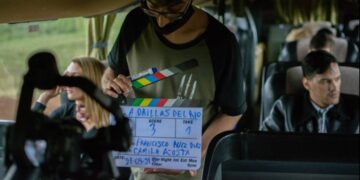 “A orillas del río” se estrena en Posadas con función gratuita
