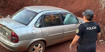 Puerto Esperanza: detuvieron a un hombre y recuperaron un auto robado de un taller mecánico
