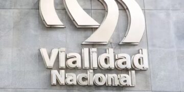 Por decreto, Javier Milei disolvió Vialidad Nacional y sus funciones las asumirán el Ministerio de Economía y la Gendarmería