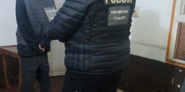 Se hacía llamar “el Mago” y lo detuvieron en plena estafa virtual: mostraba transferencias falsas y se llevaba la mercadería