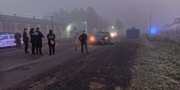 Siniestro fatal entre un auto y una motocicleta en Posadas
