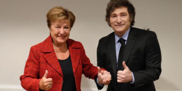 El FMI aprobó la primera revisión del acuerdo con la Argentina y enviará US$2000 millones