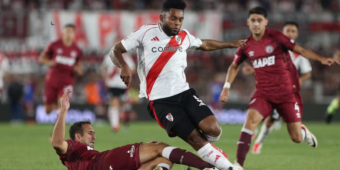 River Plate sufrió un gol en la última jugada y empató 1-1 ante Lanús por el Torneo Clausura
