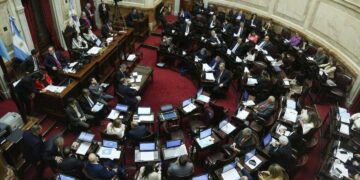 Senado: la oposición aprobó aumentos para las universidades y el Garrahan y Milei se prepara para vetarlos