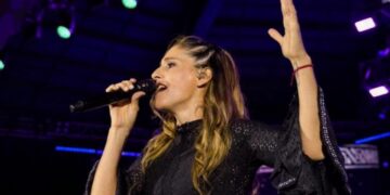 Black Friday Posadas: Natalia Pastorutti se presenta esta noche en la Plaza San Martín