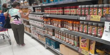 Desregulación: el Gobierno eliminó 71 normas comerciales que “generan distorsiones de precios”