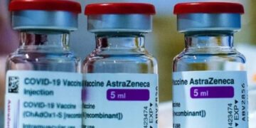 Jubilado mendocino demandó a AstraZeneca por los efectos adversos de la vacuna contra el Covid-19
