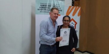 Iguazú: 75 familias recibieron el titulo de propiedad de la tierra