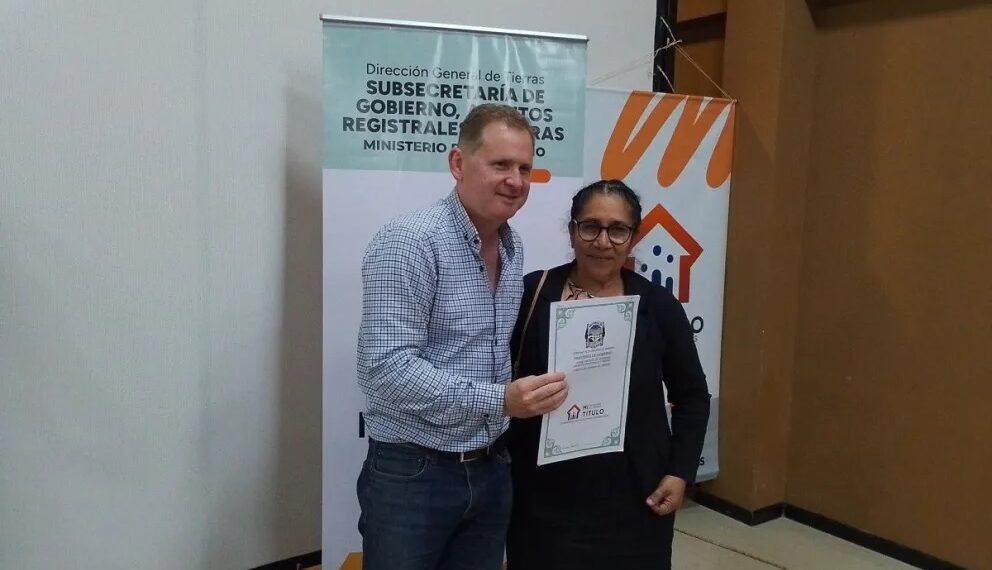 Iguazú: 75 familias recibieron el titulo de propiedad de la tierra