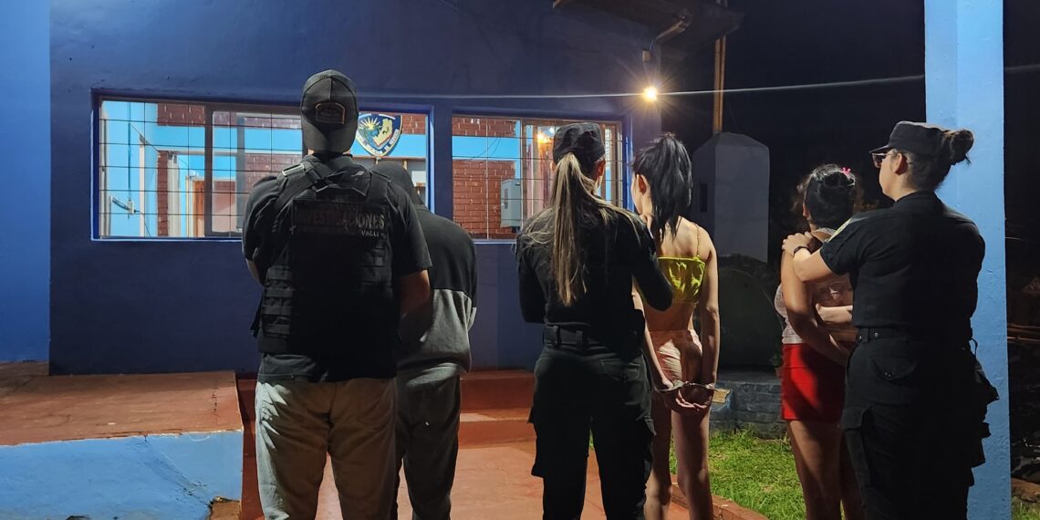 Arrestaron a tres integrantes de una banda que armados intimidaban a vecinos de Salto Encantado