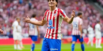 Una leyenda del fútbol español elogió a Julián Álvarez