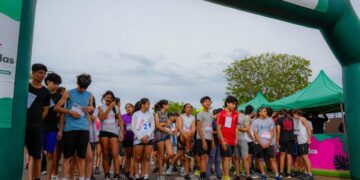 La Estudiantina Posadeña celebró su 75° aniversario con una maratón en la Costanera