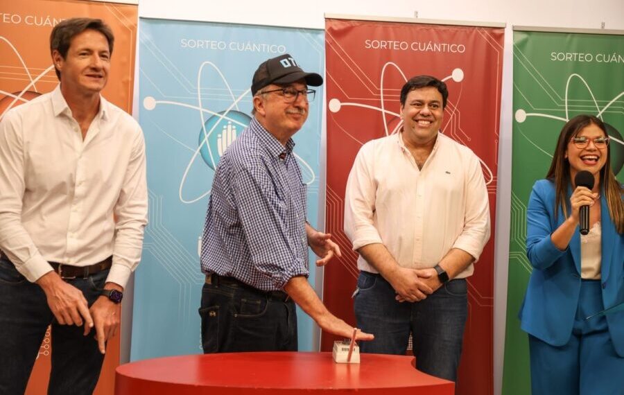 Con presencia del Gobernador se sortearon las ubicaciones de 130 viviendas del Iprodha destinadas a familias de Oberá