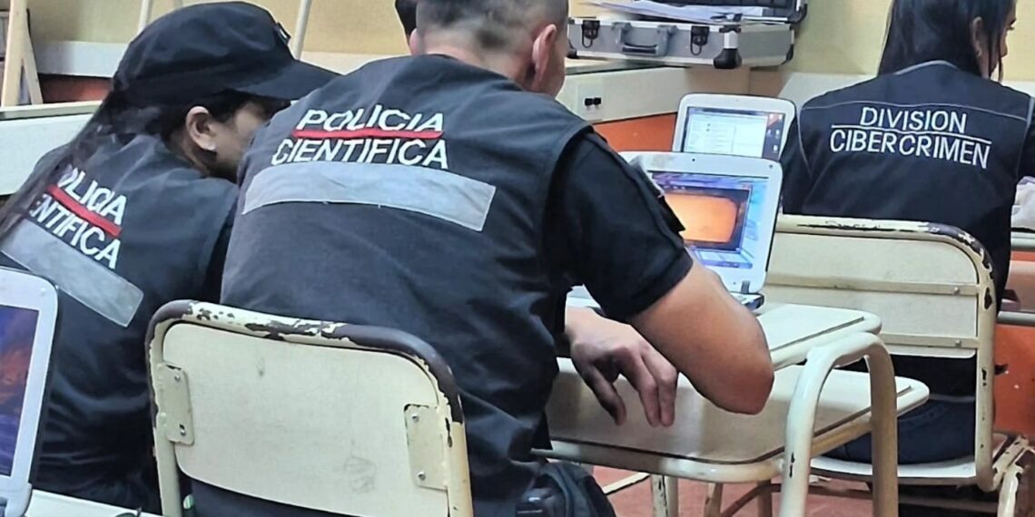 Alem: secuestraron equipos informáticos de una vivienda y una escuela en una investigación por presunto MASI