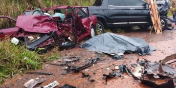 Padre e hija fallecieron en un violento choque frontal en El Soberbio