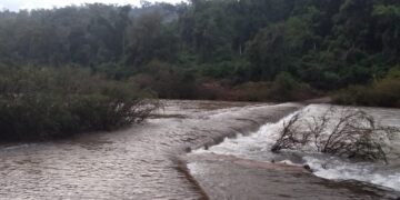 Por la crecida del arroyo Yabotí, continúa cerrado el acceso al Parque Provincial Moconá