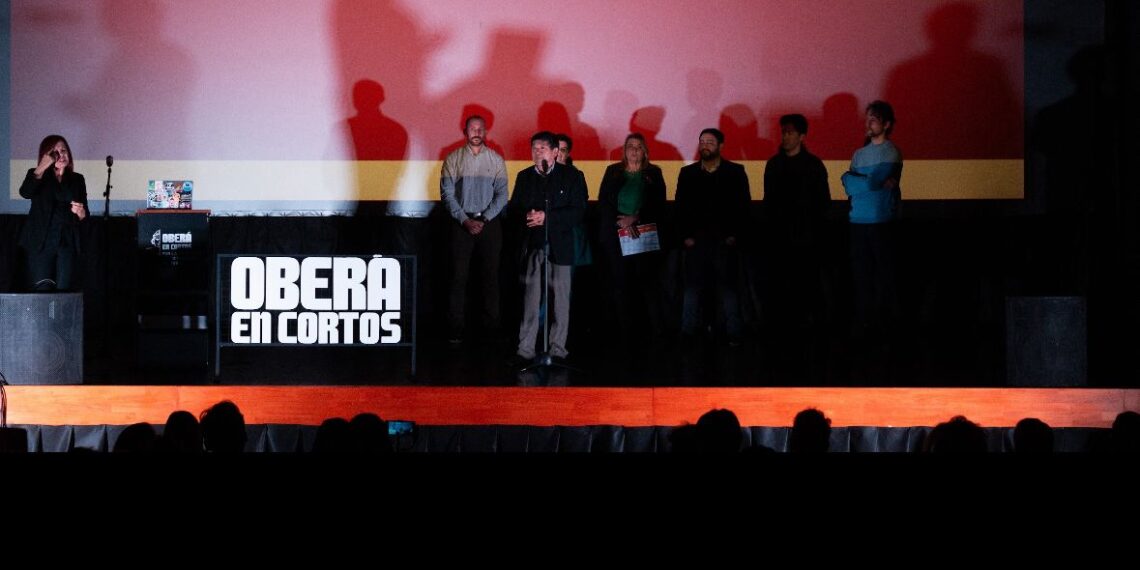 El Festival de Cine de Oberá cerró su 22º edición con la Alfombra Colorada de la Diversidad y la consagración de El príncipe de Nanawa