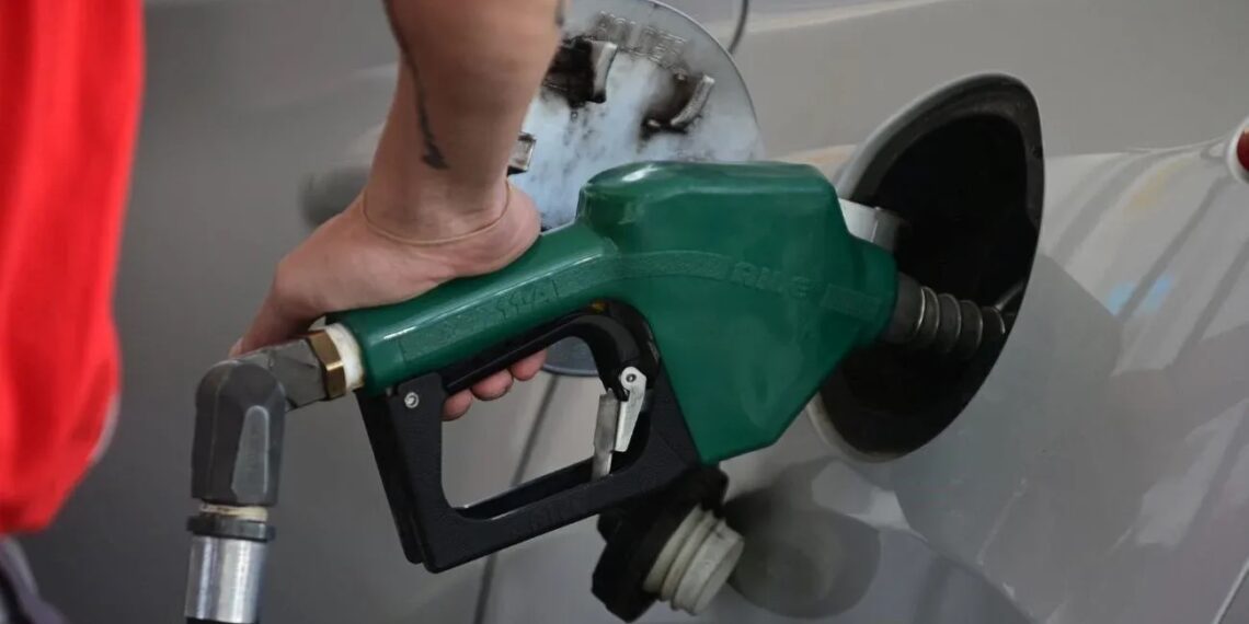 Nación prorrogó hasta el 1° de noviembre la suba del impuesto a los combustibles