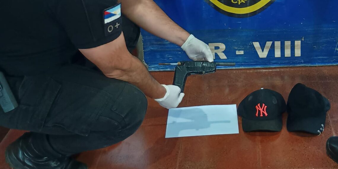 San Vicente: cuatro adolescentes fueron demorados tras amenazar a un joven con un arma tumbera