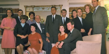 Preparan dos series que revisarán distintas etapas del clan Kennedy