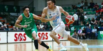 Oberá Tenis Club inició su gira por Córdoba con una victoria