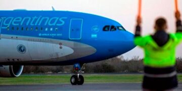 Pilotos ratificaron una medida de fuerza luego de fracasar en la negociación salarial con Aerolíneas