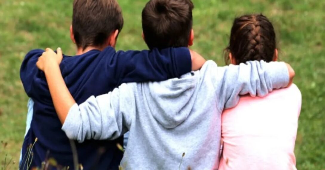 Misiones abre convocatorias de adopción para grupos de hermanos y adolescentes