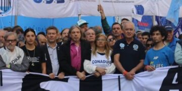 Docentes universitarios paran por 72 horas en reclamo de la aplicación de la Ley de Financiamiento