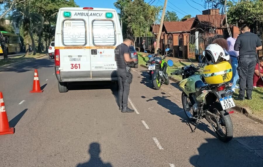 Siniestro vial en Posadas dejó una mujer y una menor lesionadas