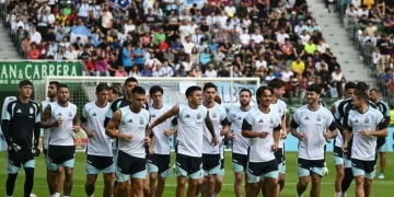 Argentina entrenó ante más de 20 mil fanáticos en la previa al amistoso contra Angola