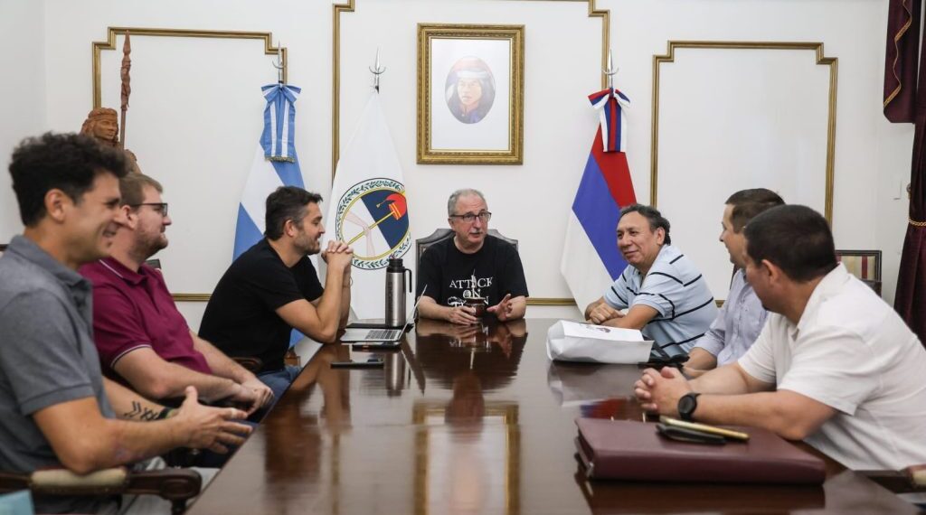 Passalacqua se reunió con la misión comercial de la yerba mate que avanzó en la apertura del mercado indio