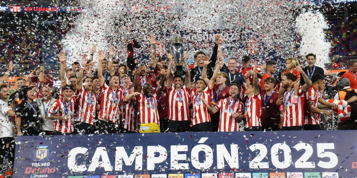 ¡Estudiantes le ganó a Racing por penales y es el campeón del Torneo Clausura!