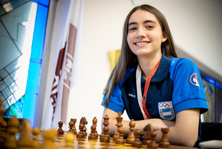 Sorpresa en el Mundial de ajedrez: una argentina le ganó a la número tres del mundo