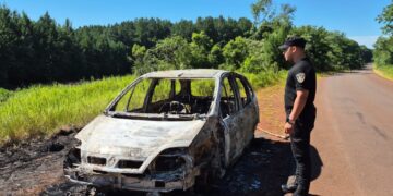 El Alcázar: hallaron un vehículo totalmente incinerado a la vera de la Ruta Provincial 211